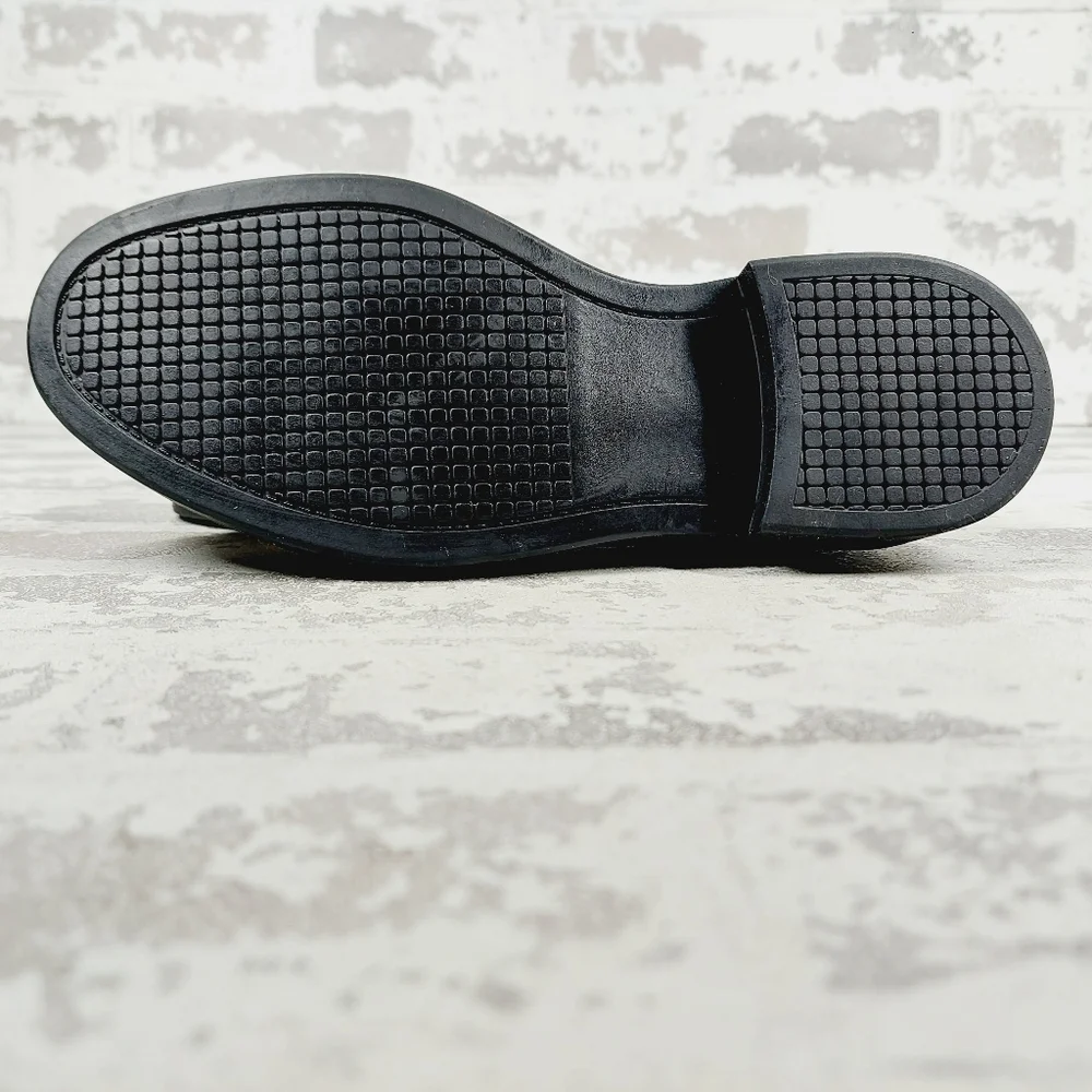 New Steve Madden Karmine Gleaming Black Leather Goldtone Hardware Loafer W945 - Picture 8 of 11